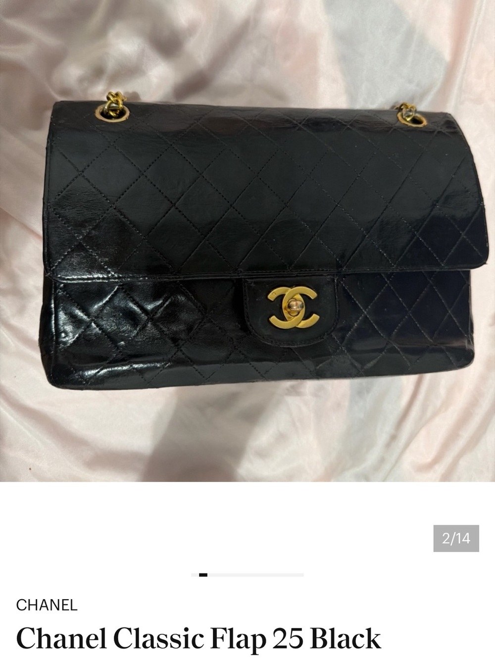 CHANEL 25 Black Quilted Classic Flap Bag with Gold CC